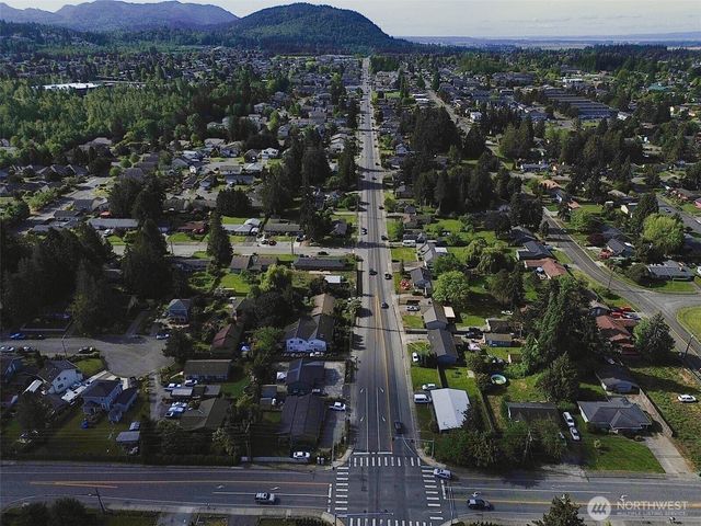 930 N LaVenture Road, Mount Vernon, WA 98273