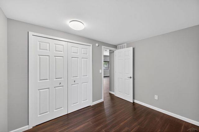 117 Darley Avenue, Auburn, MI 48611