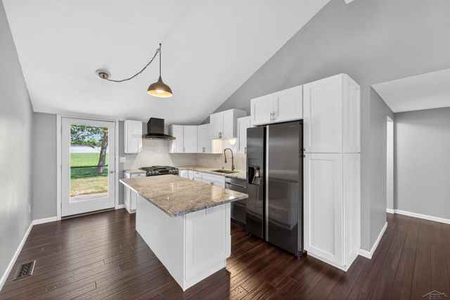 117 Darley Avenue, Auburn, MI 48611