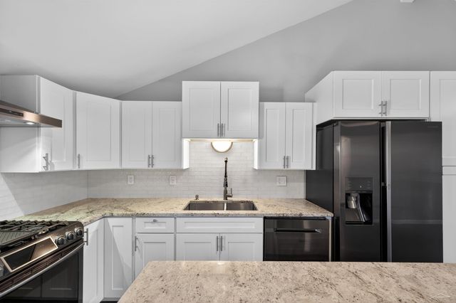 117 Darley Avenue, Auburn, MI 48611