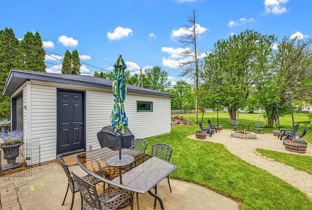1608 Wind Dale DRIVE, Racine, WI 53402