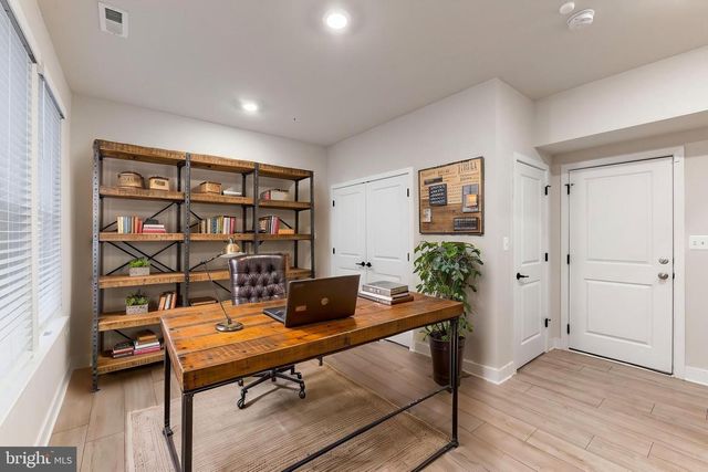 4404 ROLAND HEIGHTS AVE, Baltimore, MD 21211