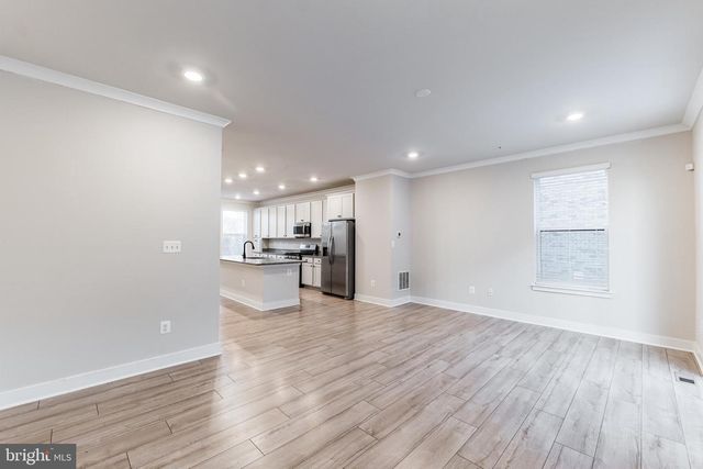 4404 ROLAND HEIGHTS AVE, Baltimore, MD 21211