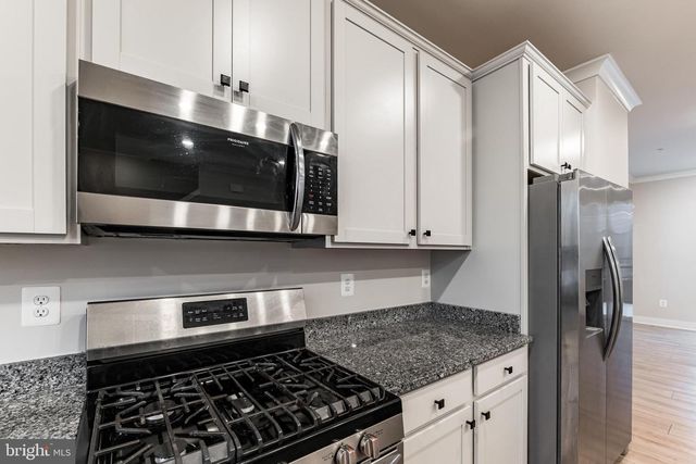 4404 ROLAND HEIGHTS AVE, Baltimore, MD 21211