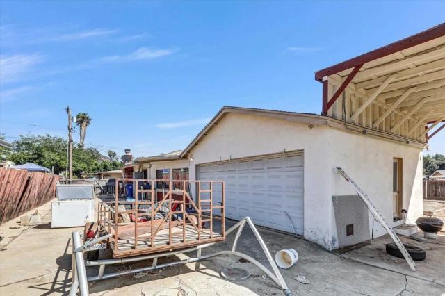 1852 Peppervilla Drive, El Cajon, CA 92021