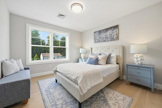 67 Kenway Avenue, Warwick, RI 02889