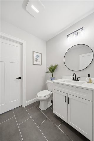 67 Kenway Avenue, Warwick, RI 02889