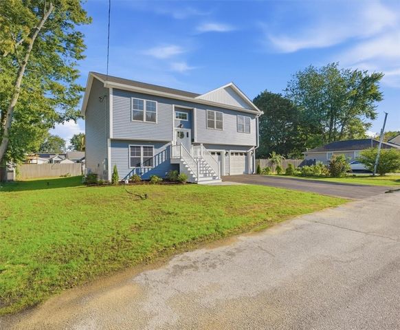 67 Kenway Avenue, Warwick, RI 02889