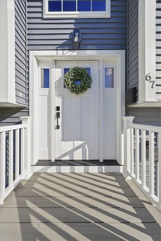 67 Kenway Avenue, Warwick, RI 02889