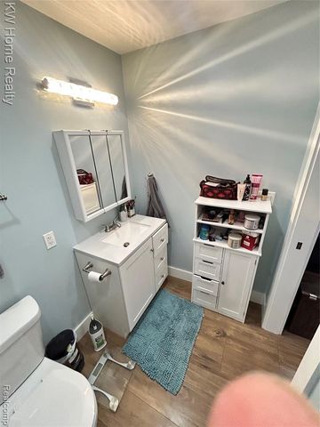 28260 Felician Street, Roseville, MI 48066
