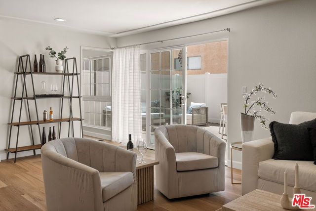5050 Coldwater Canyon Avenue 203, Sherman Oaks, CA 91423