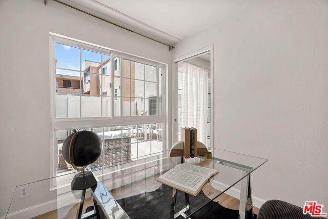 5050 Coldwater Canyon Avenue 203, Sherman Oaks, CA 91423