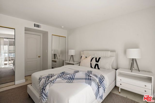 5050 Coldwater Canyon Avenue 203, Sherman Oaks, CA 91423