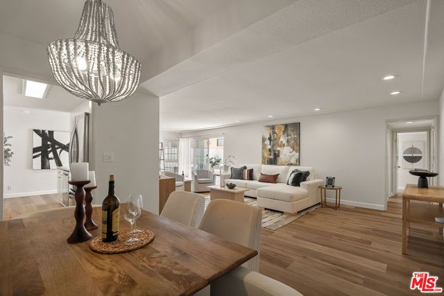 5050 Coldwater Canyon Avenue 203, Sherman Oaks, CA 91423
