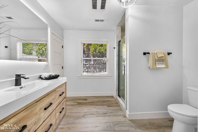 343 Beaupre Avenue, Grosse Pointe Farms, MI 48236