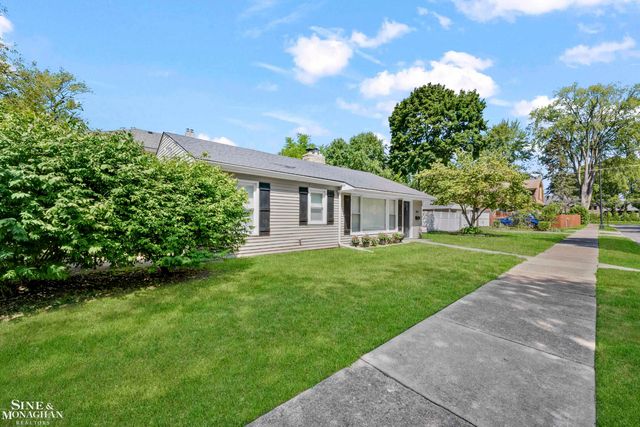 343 Beaupre Avenue, Grosse Pointe Farms, MI 48236