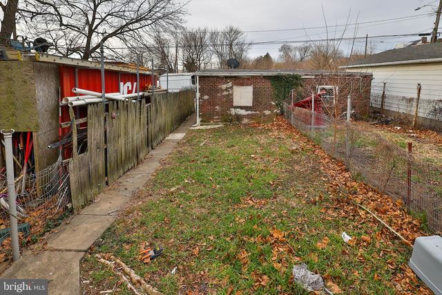 918 HIGHLAND AVE, Chester, PA 19013