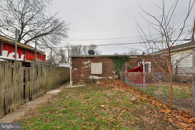 918 HIGHLAND AVE, Chester, PA 19013