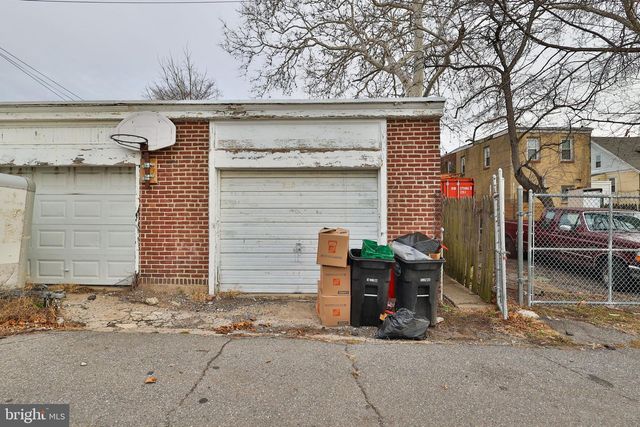 918 HIGHLAND AVE, Chester, PA 19013