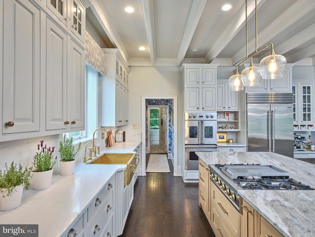 3050 AQUETONG RD, New Hope, PA 18938