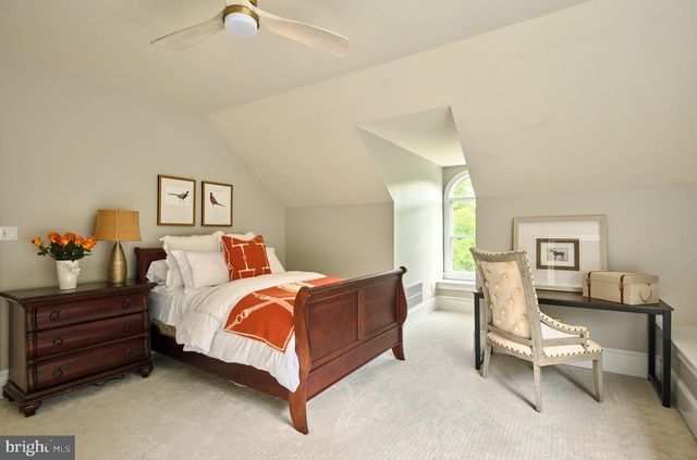 3050 AQUETONG RD, New Hope, PA 18938
