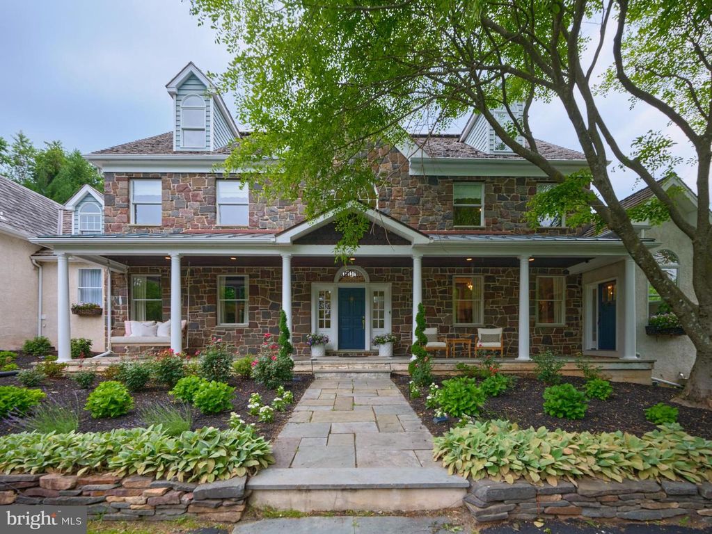 3050 AQUETONG RD, New Hope, PA 18938
