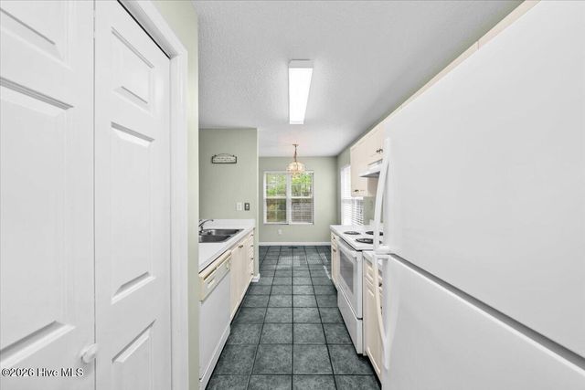 118 Kensington Way, Aberdeen, NC 28315