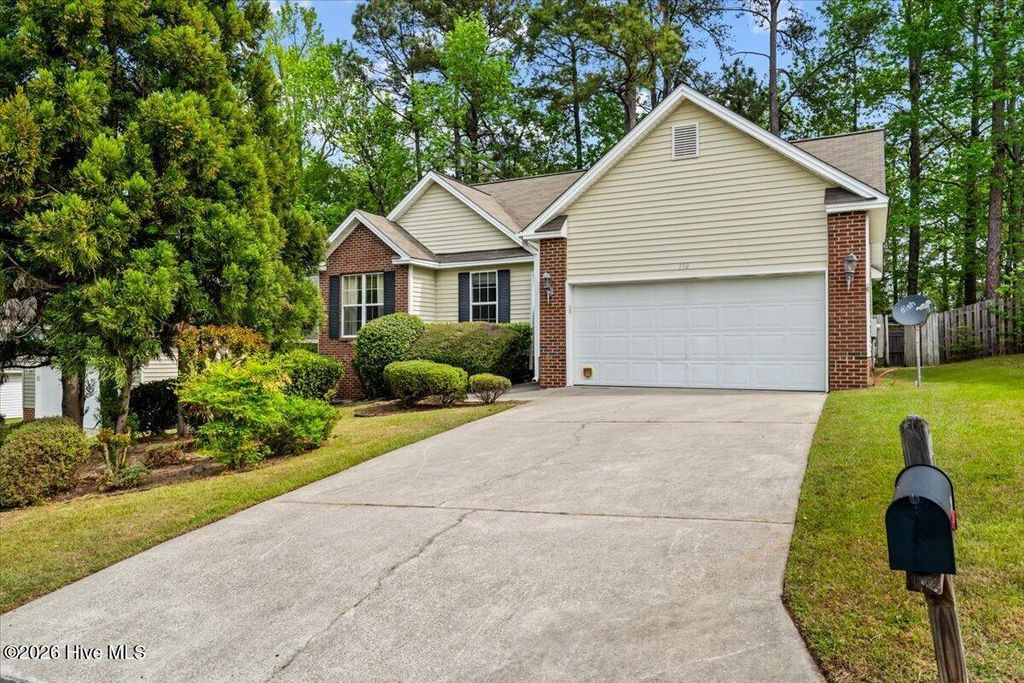 118 Kensington Way, Aberdeen, NC 28315