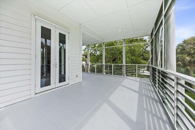 3009 Brownell Avenue, Sullivans Island, SC 29482