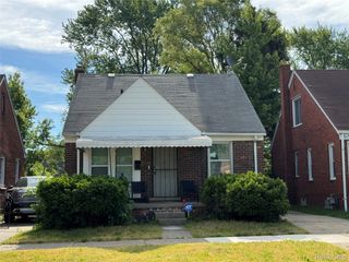 18624 Hamburg Street, Detroit, MI 48205