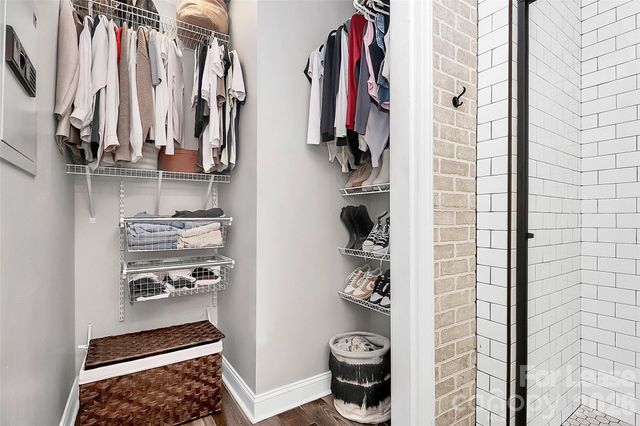 105 S Summit Avenue, Charlotte, NC 28208