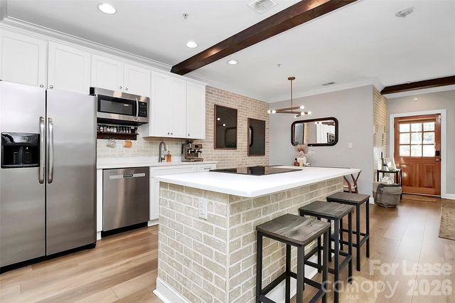 105 S Summit Avenue, Charlotte, NC 28208