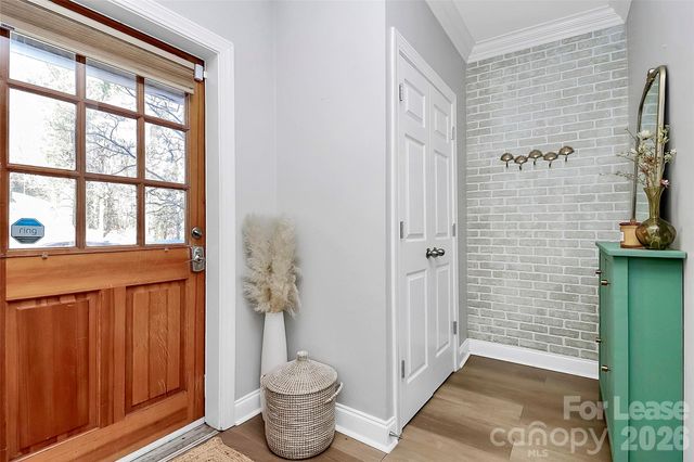 105 S Summit Avenue, Charlotte, NC 28208