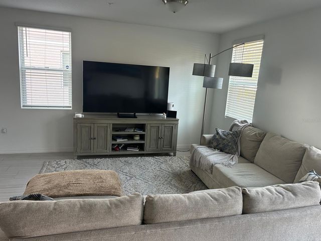 2037 CRAPE JASMINE LANE, Orlando, FL 32824