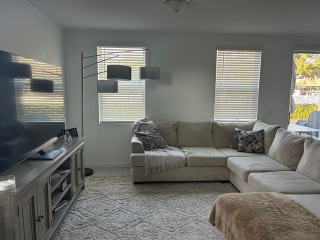 2037 CRAPE JASMINE LANE, Orlando, FL 32824