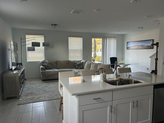 2037 CRAPE JASMINE LANE, Orlando, FL 32824