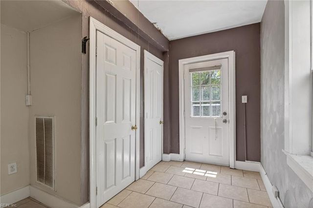 1110 35th ST, Newport News, VA 23607