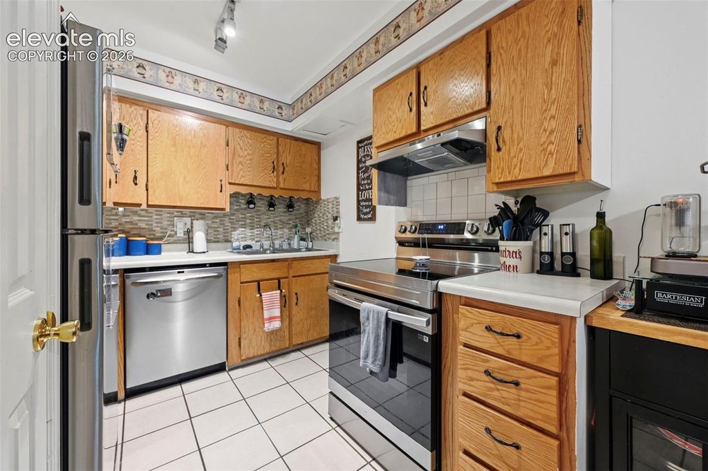 1131 Willow Bend Circle #2, Colorado Springs, CO 80918 — photo 2
