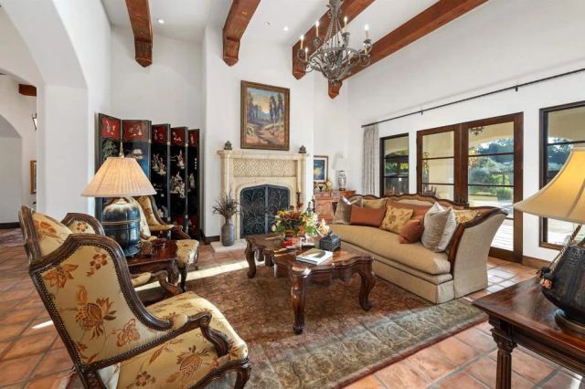 6870 La Valle Plateada, Rancho Santa Fe, CA 92067