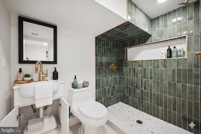 5228 FLORENCE AVE, Philadelphia, PA 19143