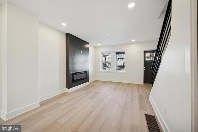 5228 FLORENCE AVE, Philadelphia, PA 19143