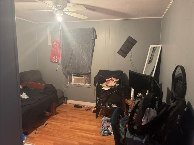 145 N Kowald LN, New Braunfels, TX 78130