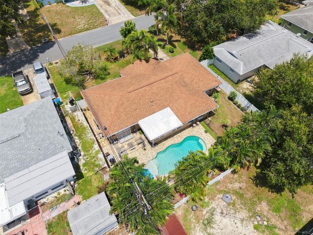 8919 109TH LANE, Seminole, FL 33772
