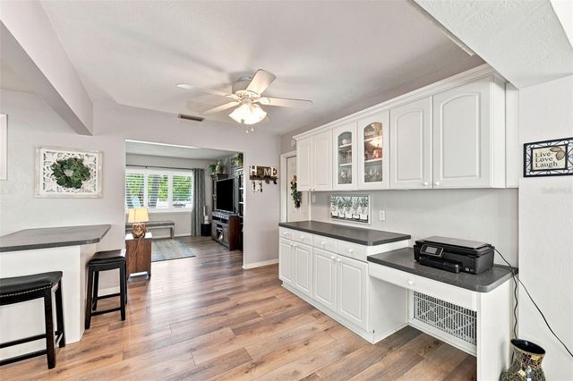 8919 109TH LANE, Seminole, FL 33772