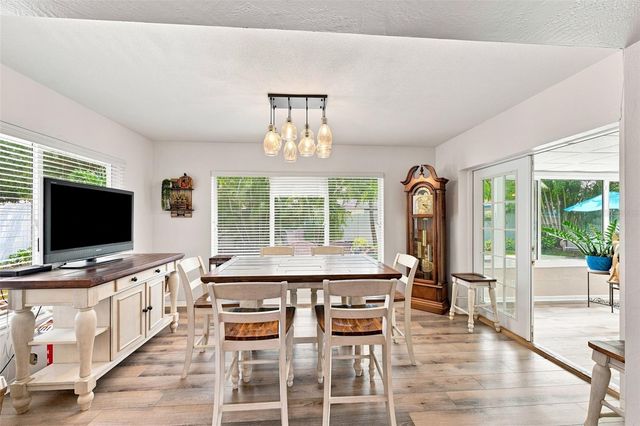 8919 109TH LANE, Seminole, FL 33772