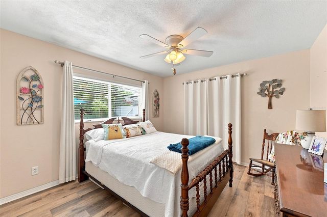 8919 109TH LANE, Seminole, FL 33772