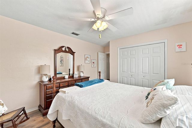 8919 109TH LANE, Seminole, FL 33772
