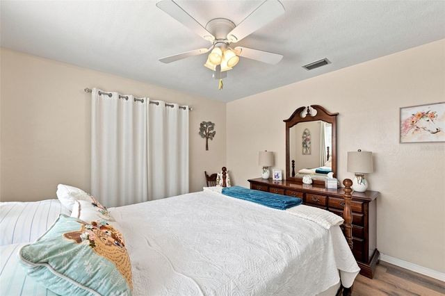 8919 109TH LANE, Seminole, FL 33772