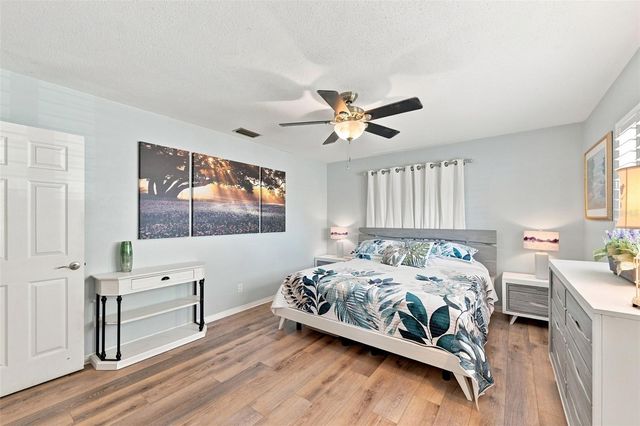 8919 109TH LANE, Seminole, FL 33772