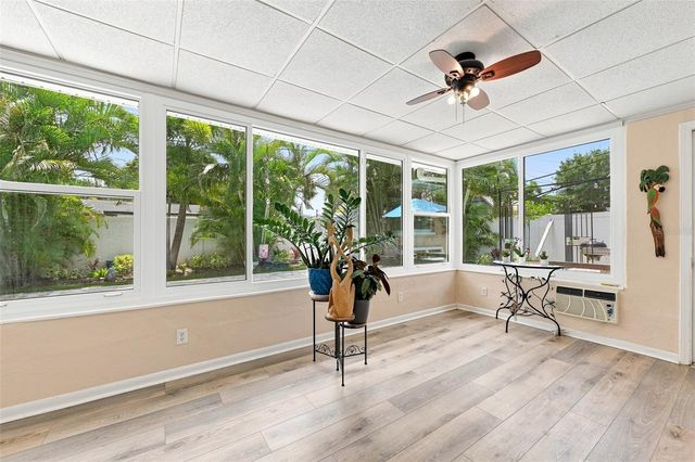 8919 109TH LANE, Seminole, FL 33772
